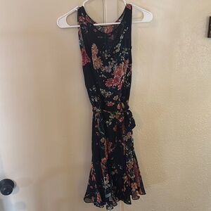 Floral Sleeveless Dress - Black